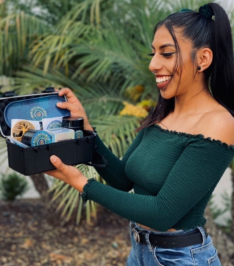 Blue mandala storage hot box, combination lock grinder storage tank and rolling tray